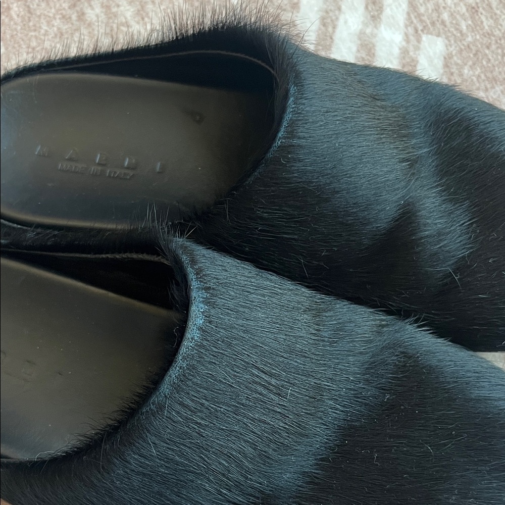 MARNI Black Fur Slip-On Shoes - Picture 4 of 9